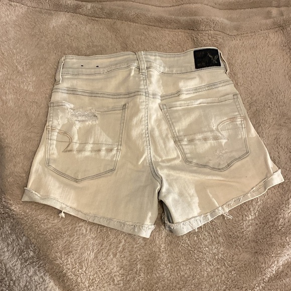 American Eagle shorts size 2 super stretch - Picture 2 of 3